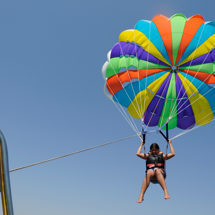 Parasailing In Dubai